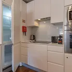 King Bed Suite, Loft With 3wc, Ac & Self-check-in. Апартаменти *