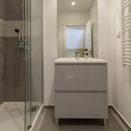 Apartamento King Bed Suite, Loft With 3wc, Ac & Self-check-in.