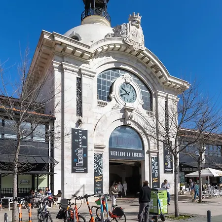 Appartement King Bed Suite, Loft With 3wc, Ac & Self-check-in. *