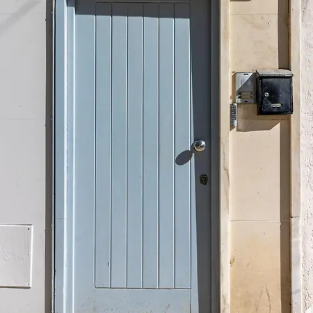 King Bed Suite, Loft With 3wc, Ac & Self-check-in. Lisboa