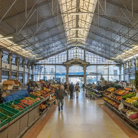 King Bed Suite, Loft With 3wc, Ac & Self-check-in. Lissabon