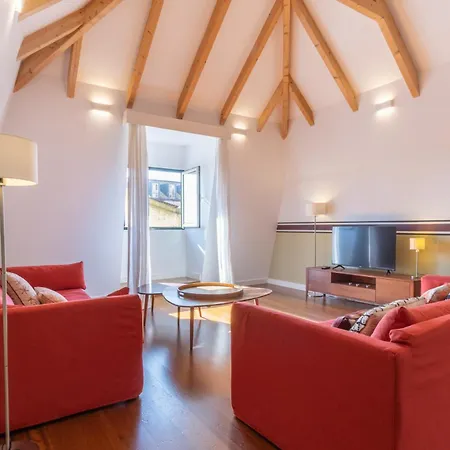 King Bed Suite, Loft With 3wc, Ac & Self-check-in. Lisboa