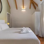 Lejlighed King Bed Suite, Loft With 3wc, Ac & Self-check-in. *