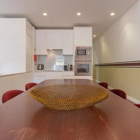 Lejlighed King Bed Suite, Loft With 3wc, Ac & Self-check-in. *